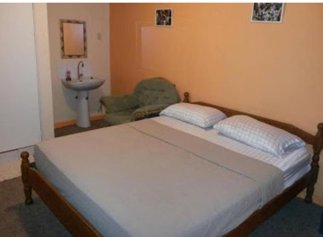 Guesthouse Albergoalberga Paramaribo Eksteriør bilde