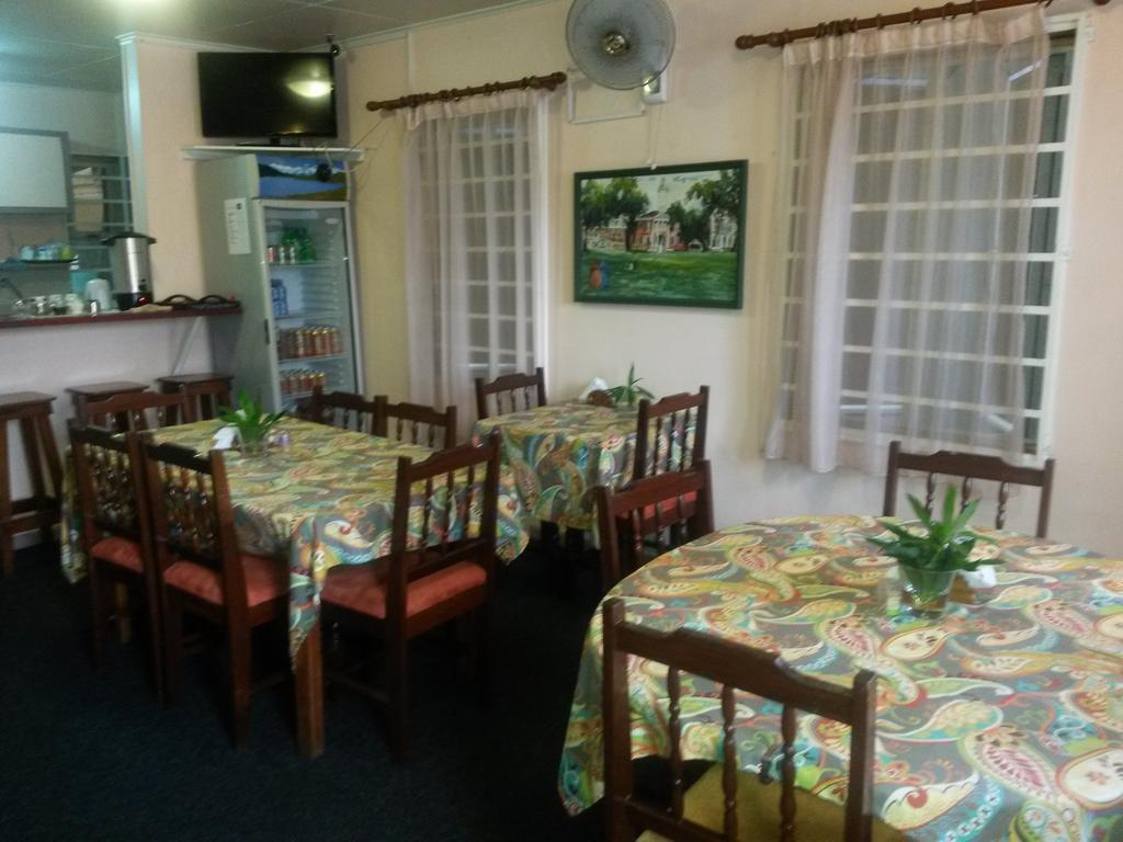 Guesthouse Albergoalberga Paramaribo Rom bilde