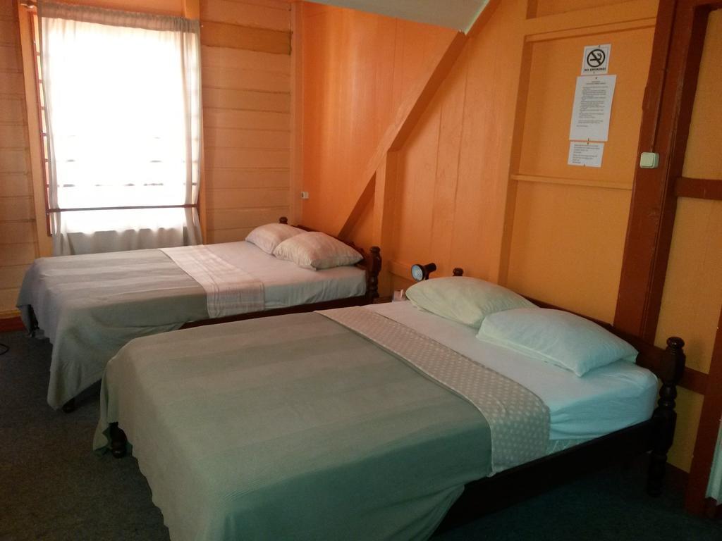 Guesthouse Albergoalberga Paramaribo Rom bilde
